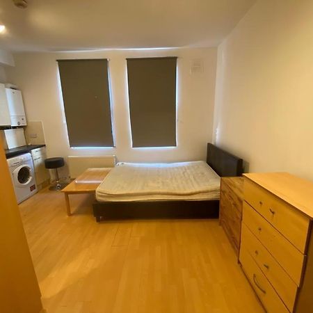 Golders Way Rooms Londyn Zewnętrze zdjęcie